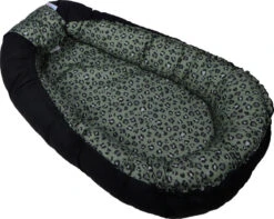 MamaLoes Panther Army Green Omkeerbaar Babynest ML3038 -Baby Producten Winkel MamaLoes Panther Army Green Omkeerbaar Babynest ML3038 02