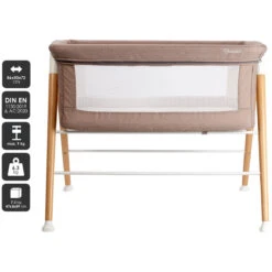 Babygo Goodnight Beige Wieg 4362 -Baby Producten Winkel babygo goodnight beige wieg aan bed 4362 1