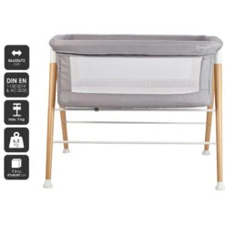 Babygo Goodnight Grey Wieg 4361 -Baby Producten Winkel babygo goodnight grey wieg aan bed 1