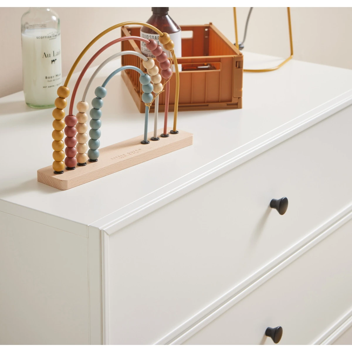 Bellamy Lumi White Babykamer: Ledikant/Juniorbed En Commode 16 Bellamy Lumi White Babykamer: Ledikant/Juniorbed En Commode - Afbeelding 14