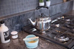 Bo Jungle B-Suction Bowl Blauw Kommetje Met Lepel B500610 -Baby Producten Winkel bo jungle b suction bowl blauw kommetje met lepel b500610 5