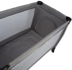 Ding Estilo Melee Grey Ledikant En Reisbedje 21 Ding Estilo Melee Grey Ledikant En Reisbedje -Baby Producten Winkel campingbed mamaloes grey linen