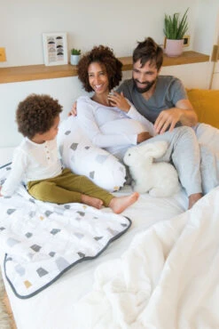 Doomoo Buddy Bear Grey Voedingskussen B04 12 Doomoo Buddy Bear Grey Voedingskussen B04 -Baby Producten Winkel doomoo buddy bear grey voedingskussen b04 5