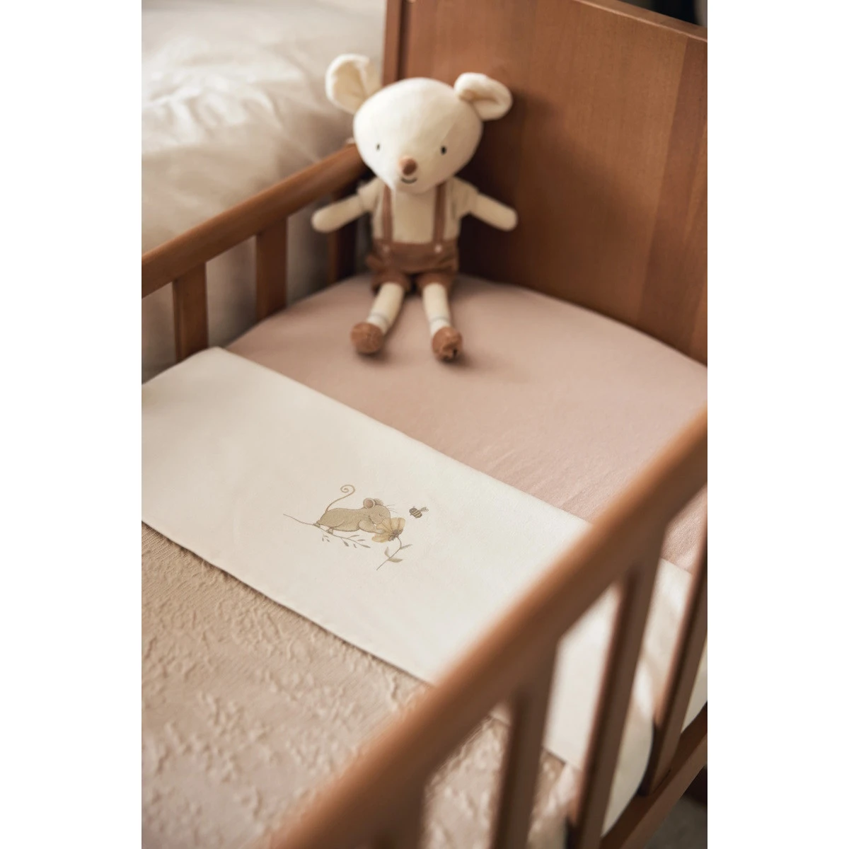 Jollein Dreamy Mouse 120 X 150 Cm Ledikantlaken 008-524-67056 7 Jollein Dreamy Mouse 120 X 150 Cm Ledikantlaken 008-524-67056 - Afbeelding 5