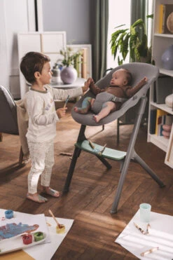 Kinderkraft Livy Olive Green 4-in-1 Meegroeistoel Incl. Calmee Wipstoeltje KHLICA00GRE0000 -Baby Producten Winkel kinderkraft livy aster pink 4 in 1 meegroeistoel incl 6