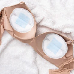 Lansinoh 100 Stuks Bluelock Wegwerp Borstcompressen 44286 -Baby Producten Winkel lansinoh bluelock wegwerp borstcompressen 4 2