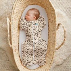 Love To Dream Swaddle Up 1.0 Animal Beige Medium 6-8.5 Kg Inbakerslaapzak L1001252BGEM -Baby Producten Winkel love to dream swaddle up 1.0 animal beige 2 1