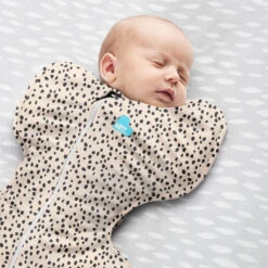 Love To Dream Swaddle Up 1.0 Animal Beige Medium 6-8.5 Kg Inbakerslaapzak L1001252BGEM -Baby Producten Winkel love to dream swaddle up 1.0 animal beige 3 1