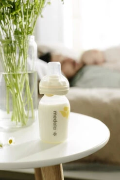 Medela Calma Moedermelkfles 150 Ml 008.0125 -Baby Producten Winkel medela calma moedermelkfles 5