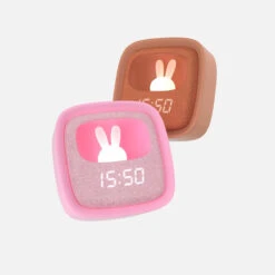 MOB Billy Marshmallow Klok En Nachtlampje BILLY-MARSH-01 9 MOB Billy Marshmallow Klok En Nachtlampje BILLY-MARSH-01 -Baby Producten Winkel mob billy chocolate klok en nachtlampje billy sfeer