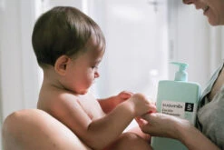 Suavinex 750ml Baby Bad Set SXSSET901747 -Baby Producten Winkel suavinex baby 750ml hydraterende body lotion sxzcos066921 .sfeer 1 1