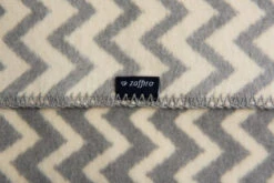 Zaffiro Grijs & Ecru Zigzag 75 X 100 Cm Wiegdeken 40771 -Baby Producten Winkel zaffiro deken zigzag grijs wit ka1 3 2